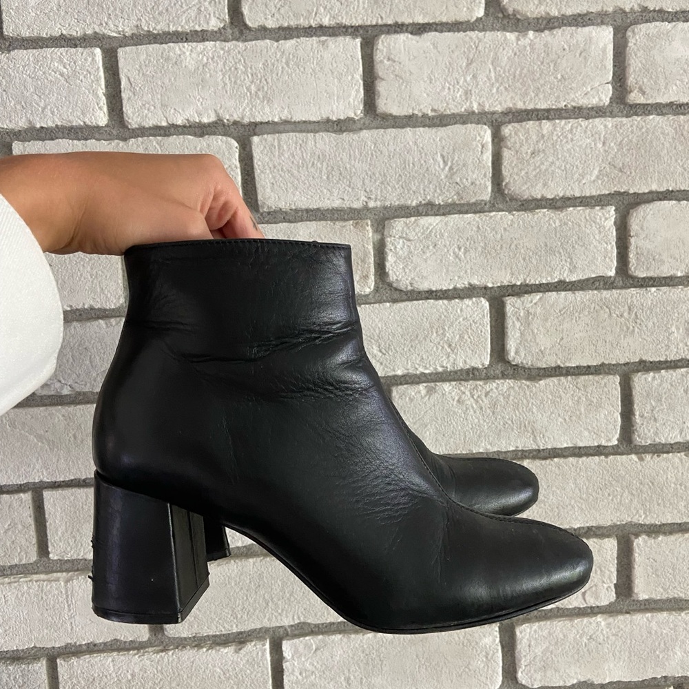 Black leather Frank & Oak heeled boot